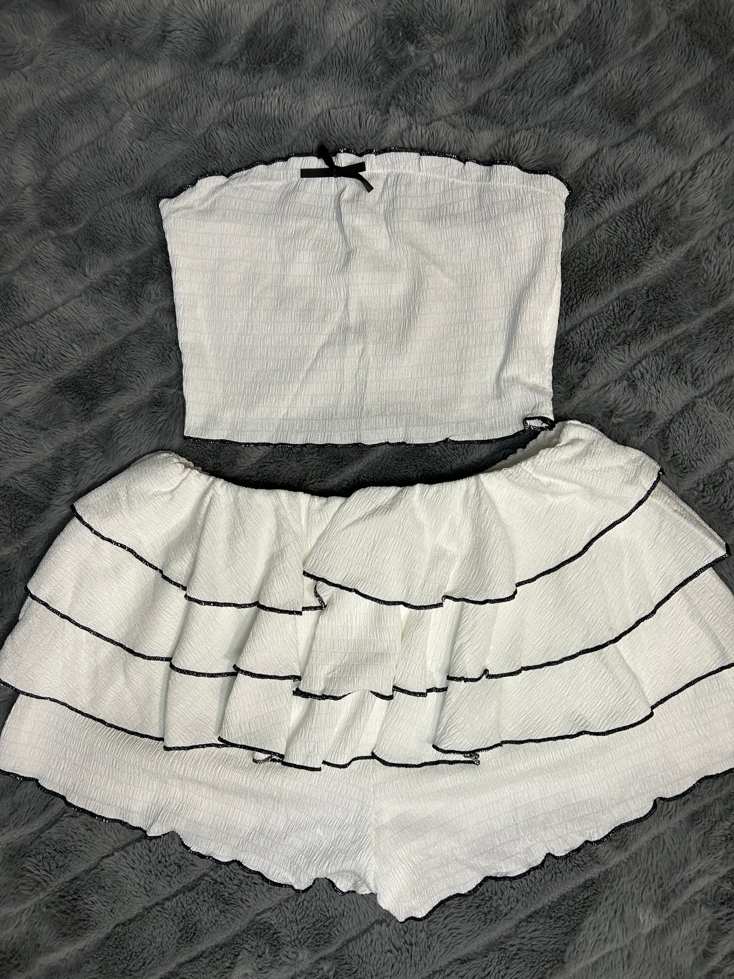 Ruffle Feathers Set